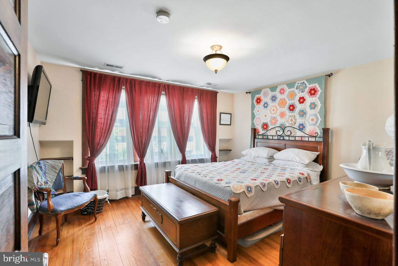 BAKER PARK - Residential