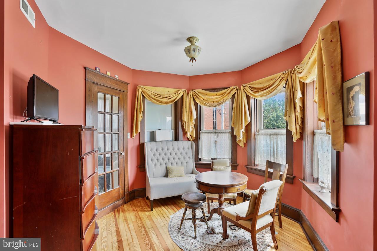 BAKER PARK - Residential