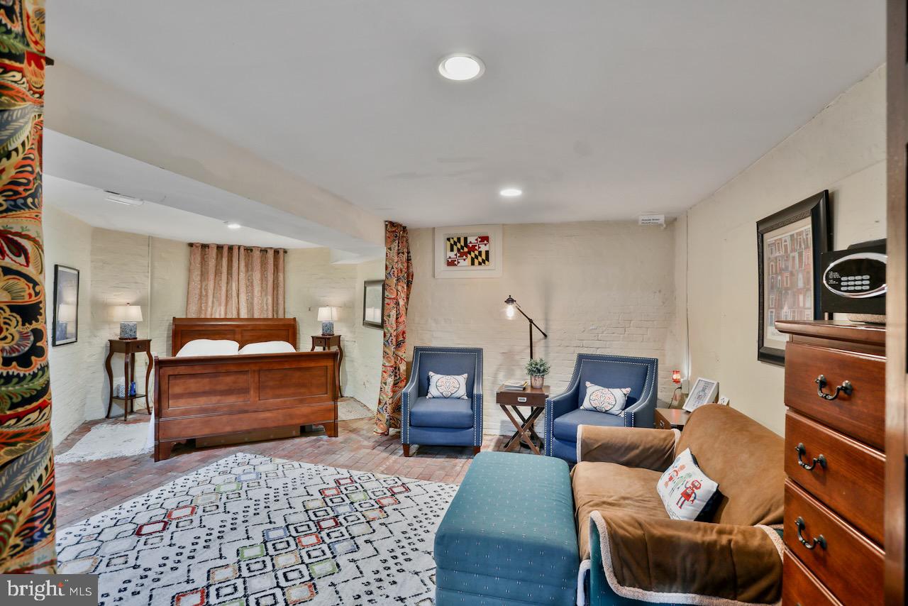 BAKER PARK - Residential