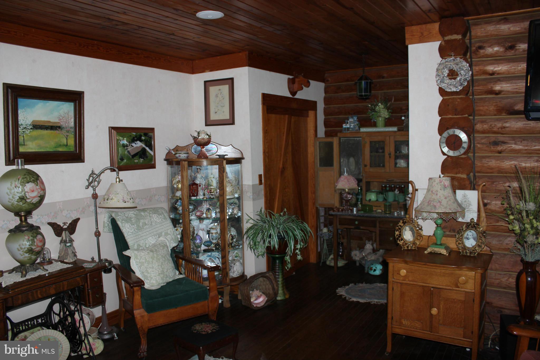 LONG CREEK - Residential