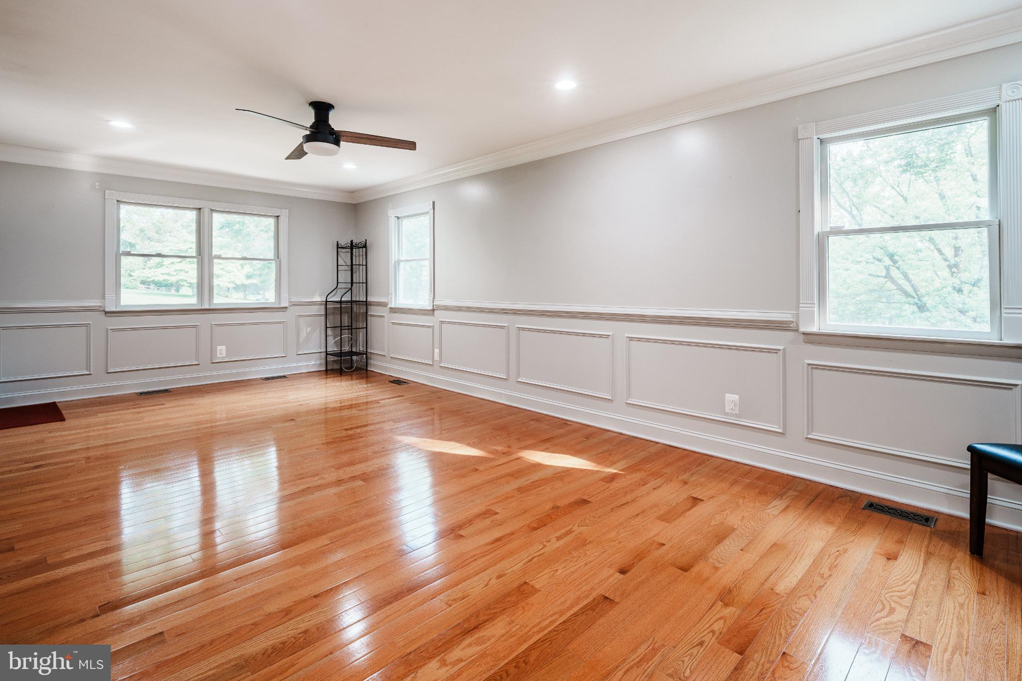 2220 TIMOTHY DRIVE