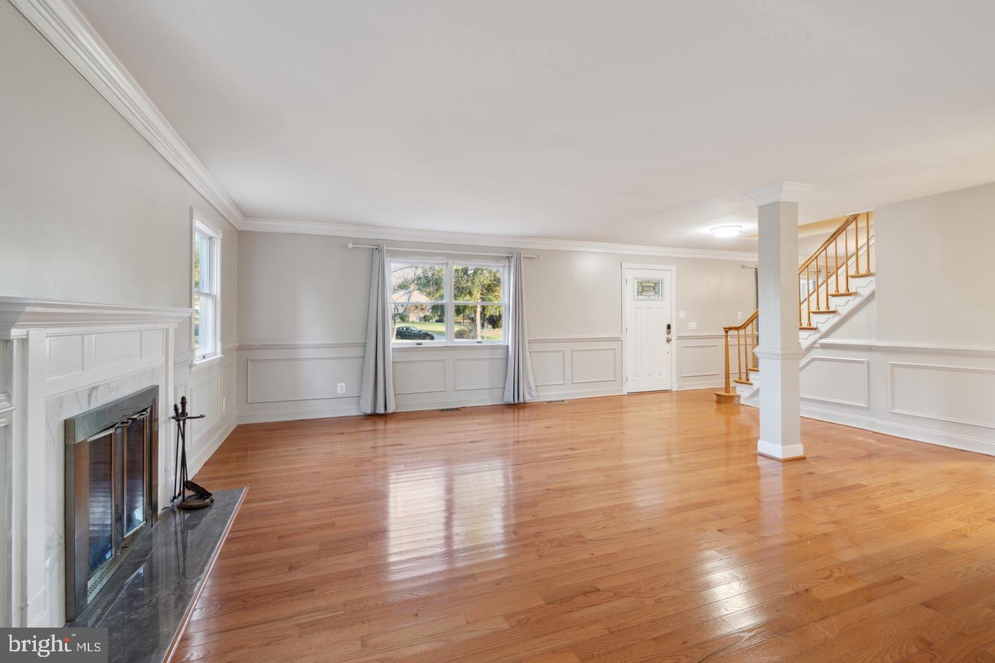 2220 TIMOTHY DRIVE