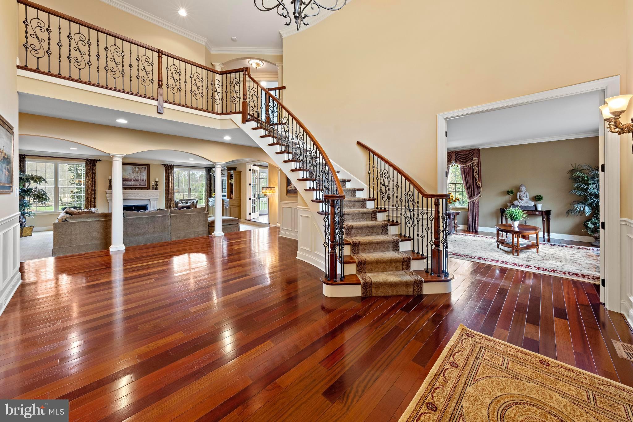 9 CLOVERDALE COURT