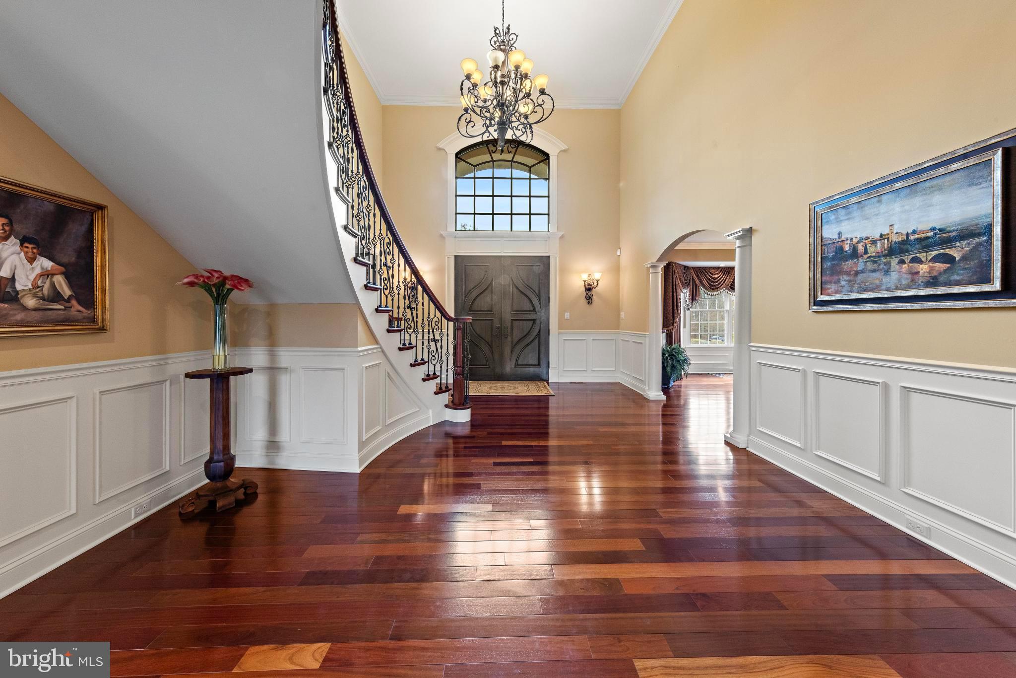9 CLOVERDALE COURT