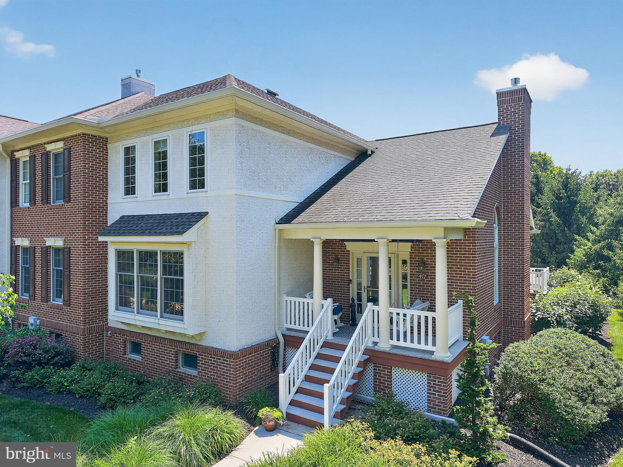 477 FAIRMONT DRIVE