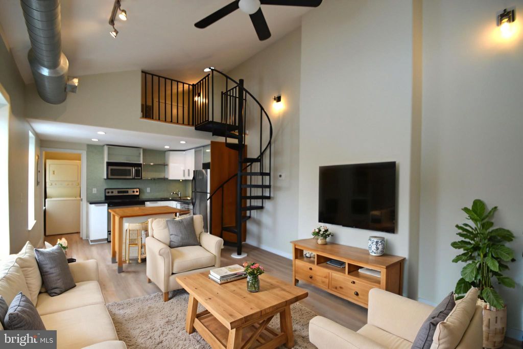 Photo of 1006 N 5th Street #4, PHILADELPHIA, PA 19123 (MLS # PAPH2587700)