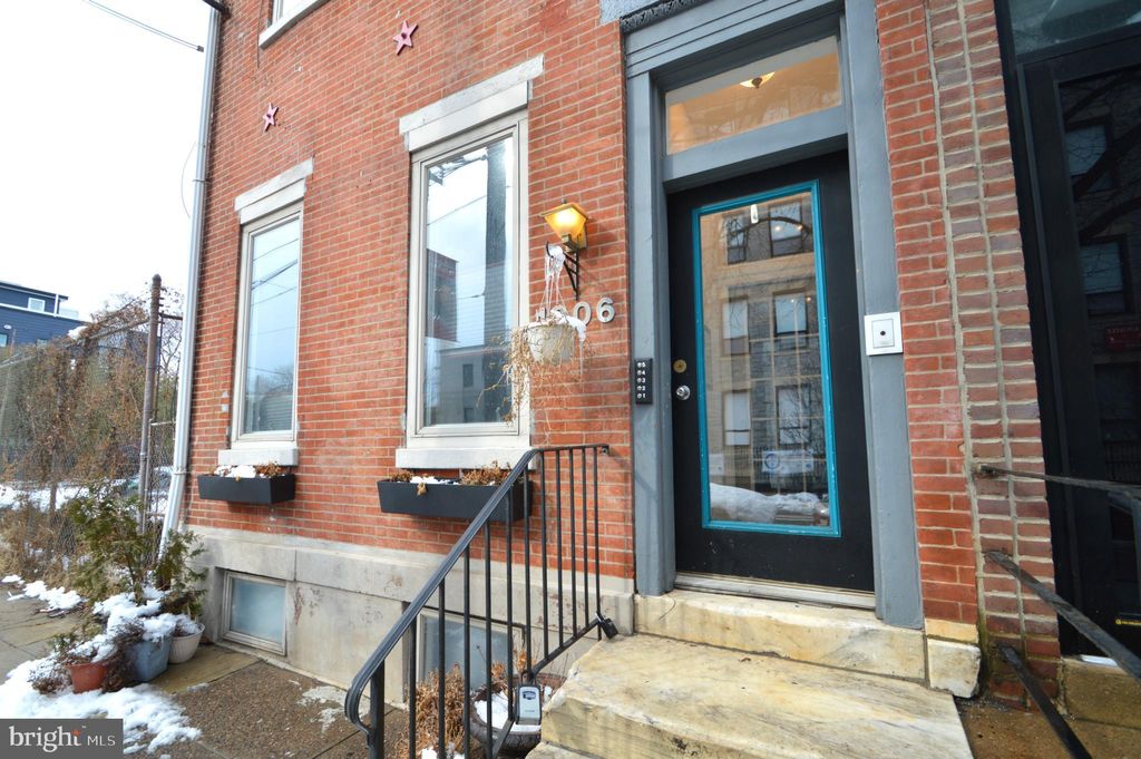 Photo of 1006 N 5th Street #4, PHILADELPHIA, PA 19123 (MLS # PAPH2587700)