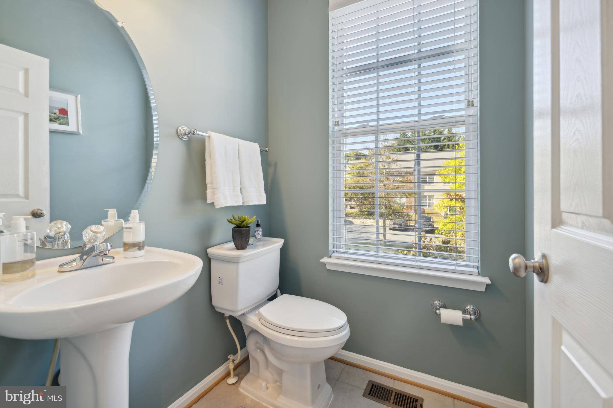 MINERAL SPRING VILLAGE - Residential