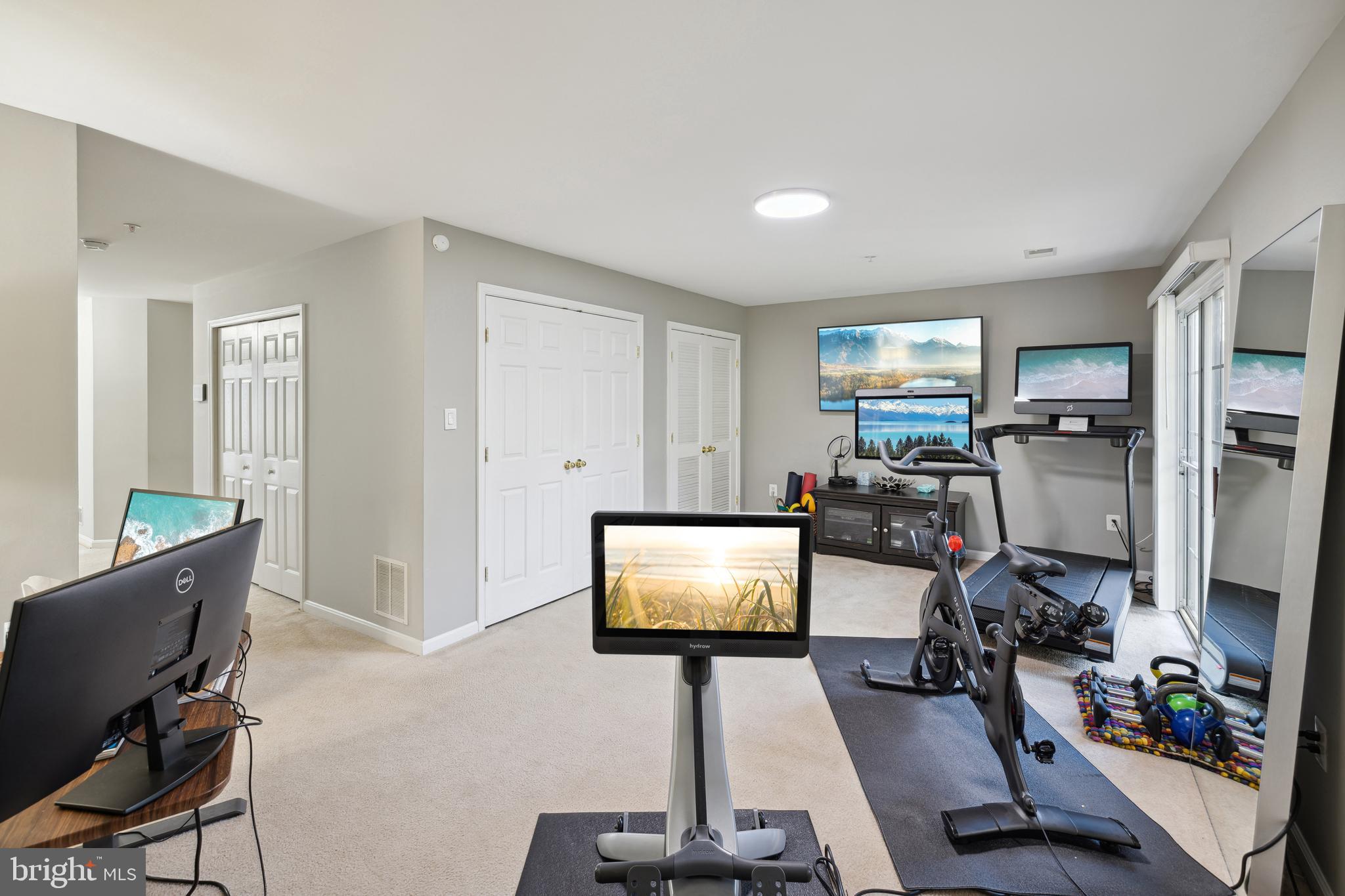 MINERAL SPRING VILLAGE - Residential