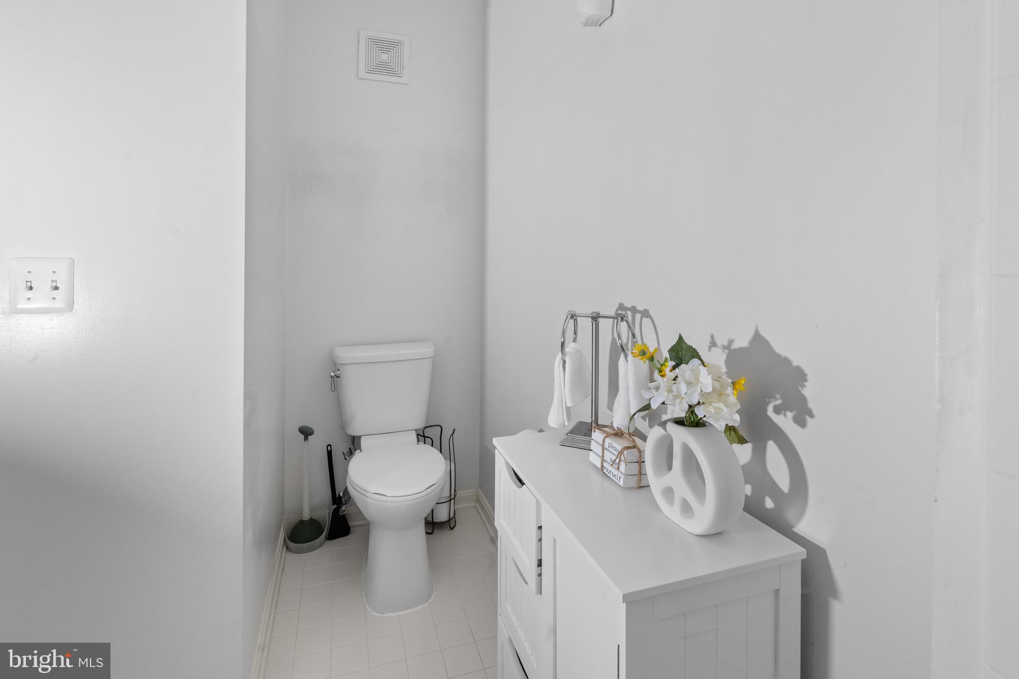 CAMERON GROVE - Residential