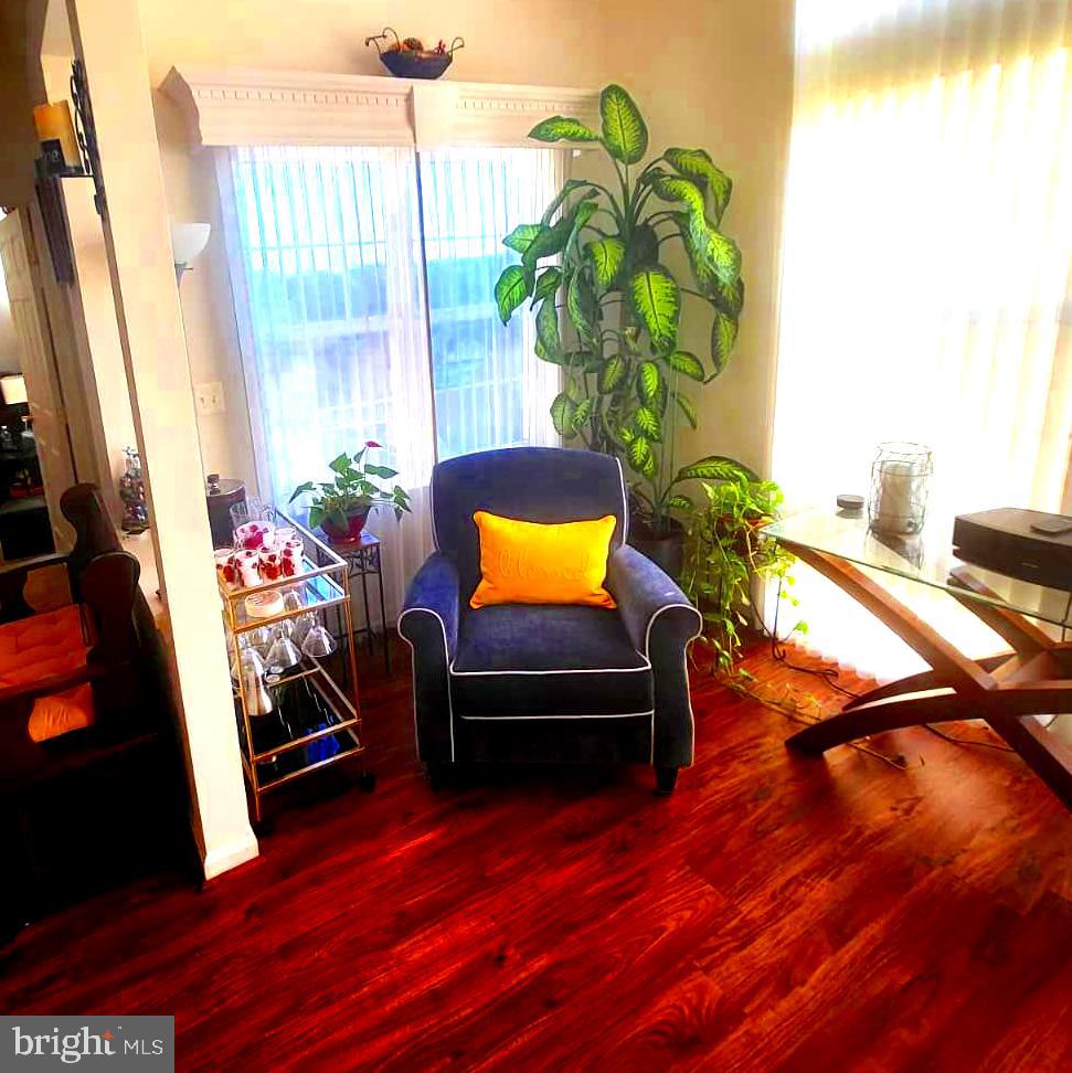 CAMERON GROVE - Residential