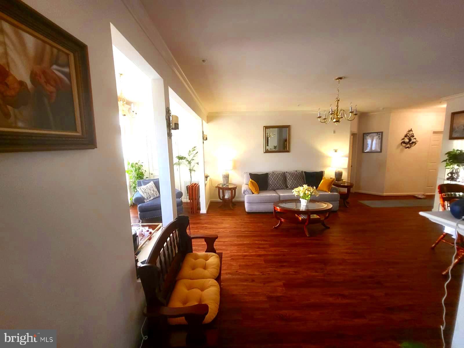 CAMERON GROVE - Residential