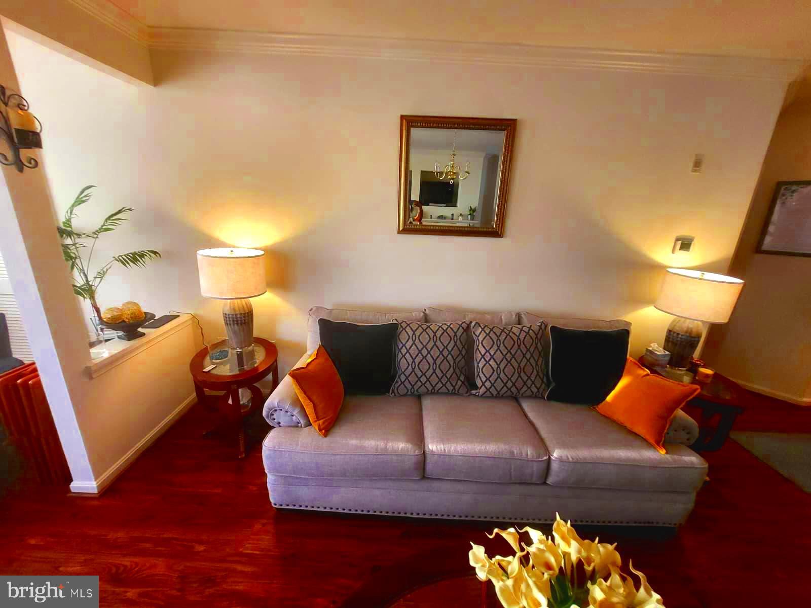 CAMERON GROVE - Residential