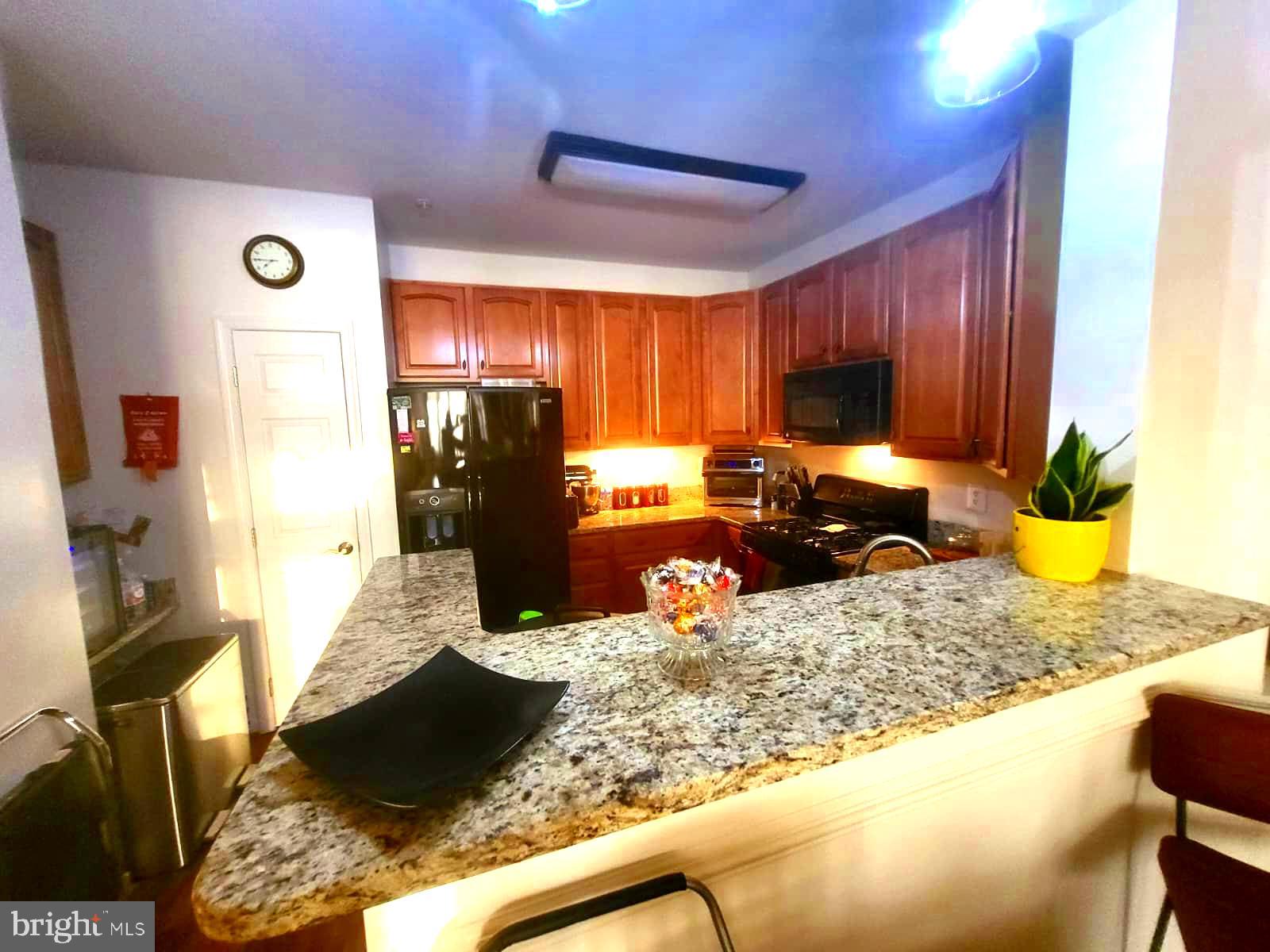 CAMERON GROVE - Residential