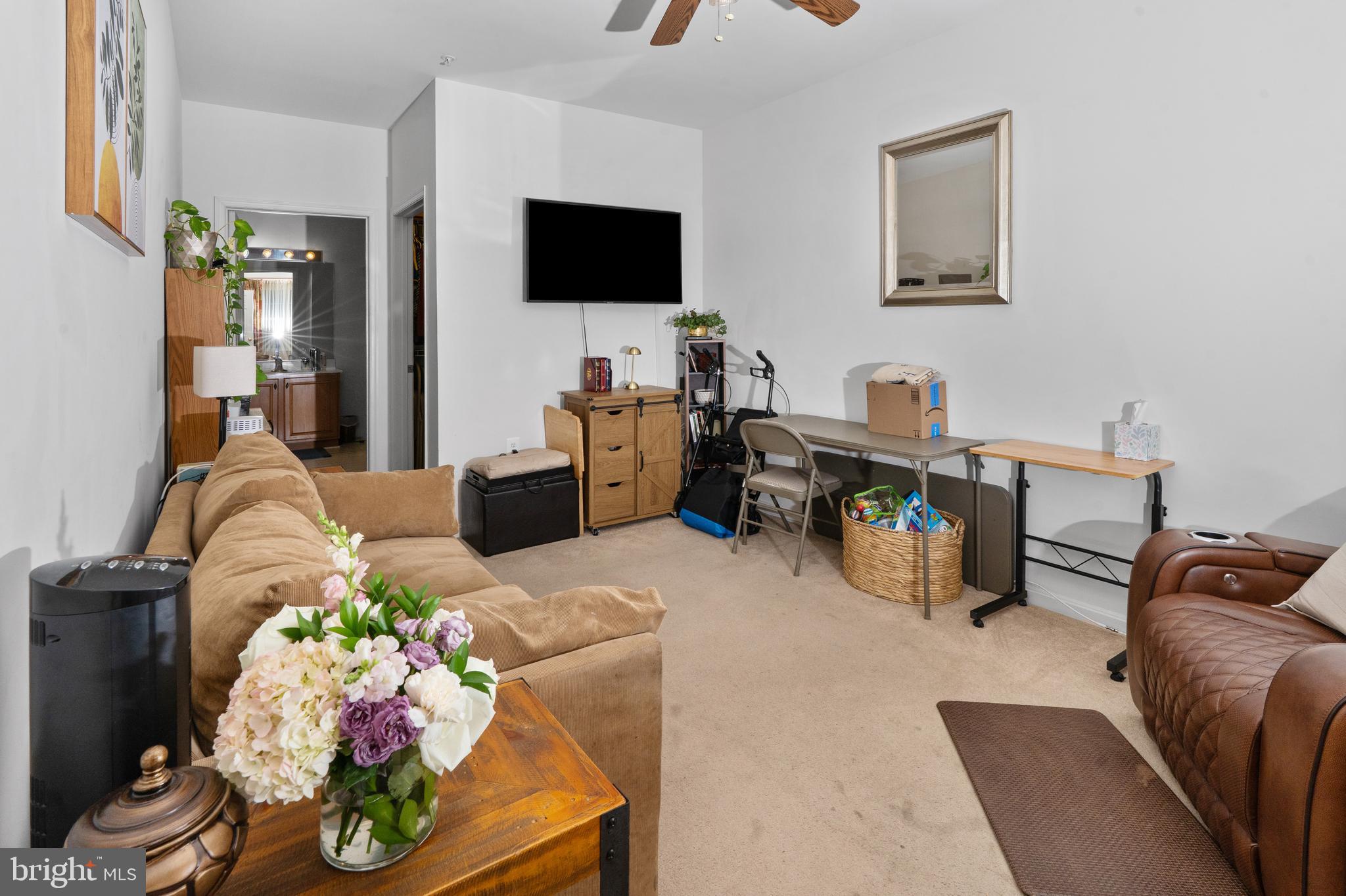 CAMERON GROVE - Residential