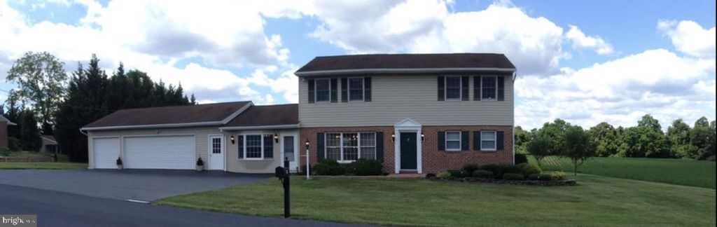 Photo of 150 Yoe Drive, RED LION, PA 17356 (MLS # PAYK2098656)