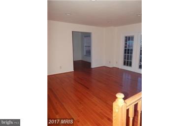 SOMERSET AT WESTRIDGE CO - Residential Lease