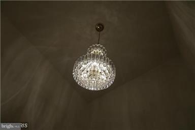 SOMERSET AT WESTRIDGE CO - Residential Lease