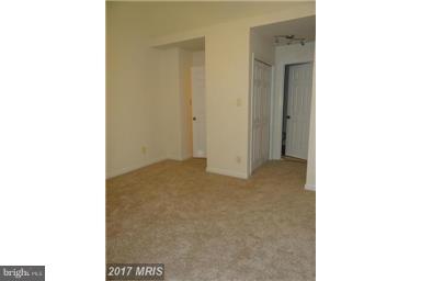 SOMERSET AT WESTRIDGE CO - Residential Lease