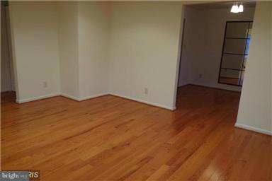 SOMERSET AT WESTRIDGE CO - Residential Lease