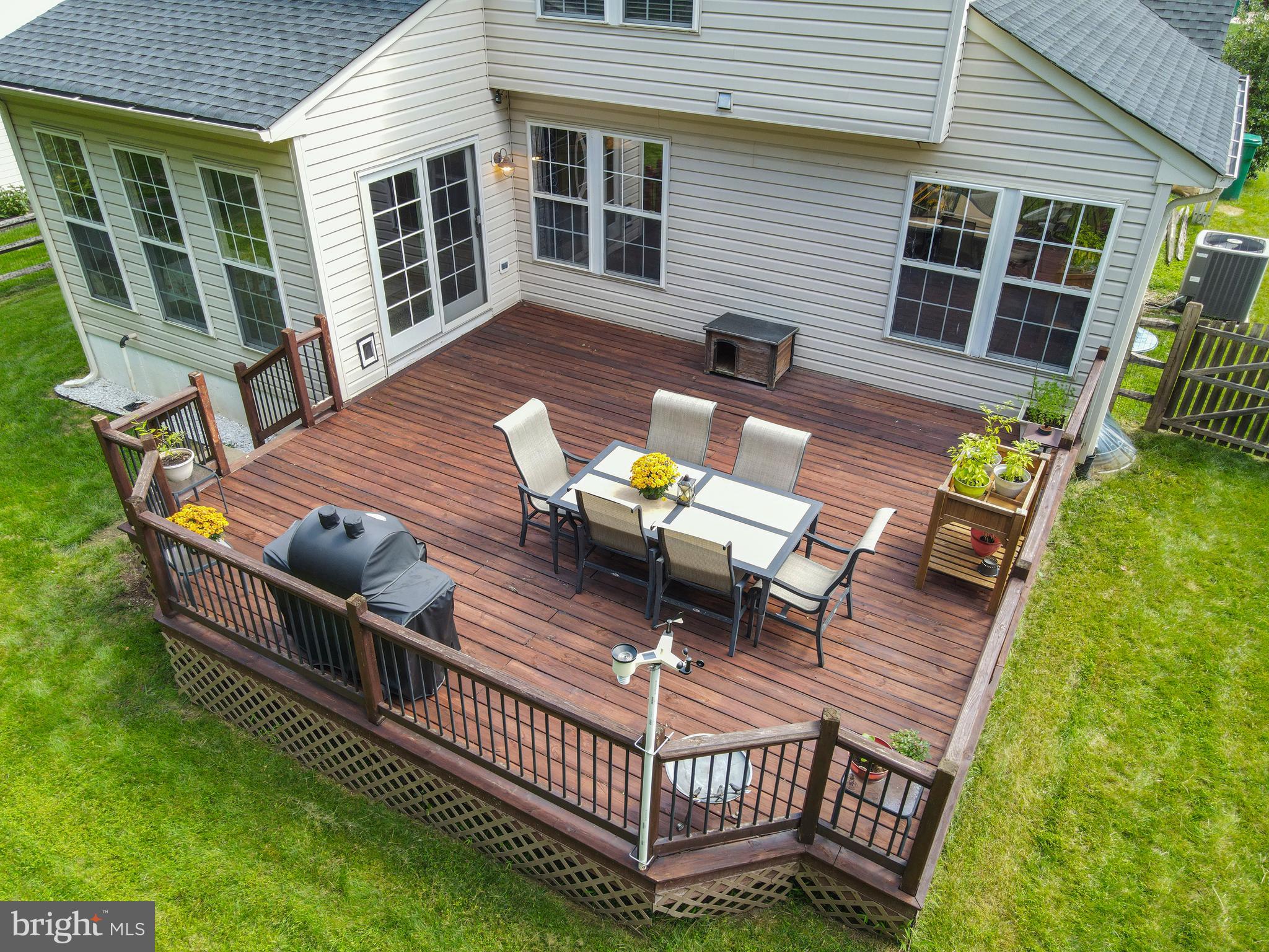 RIVERWOODS - Residential