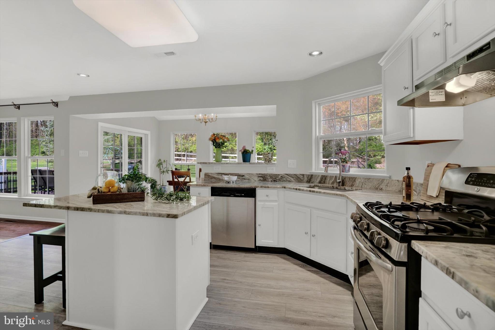 RIVERWOODS - Residential