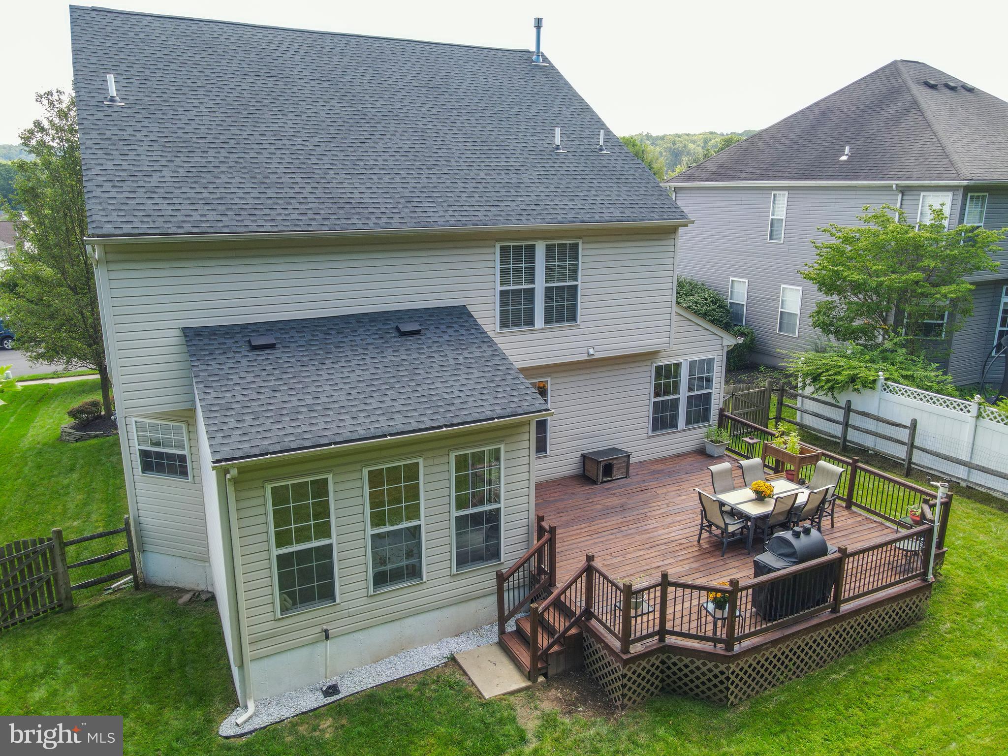 RIVERWOODS - Residential