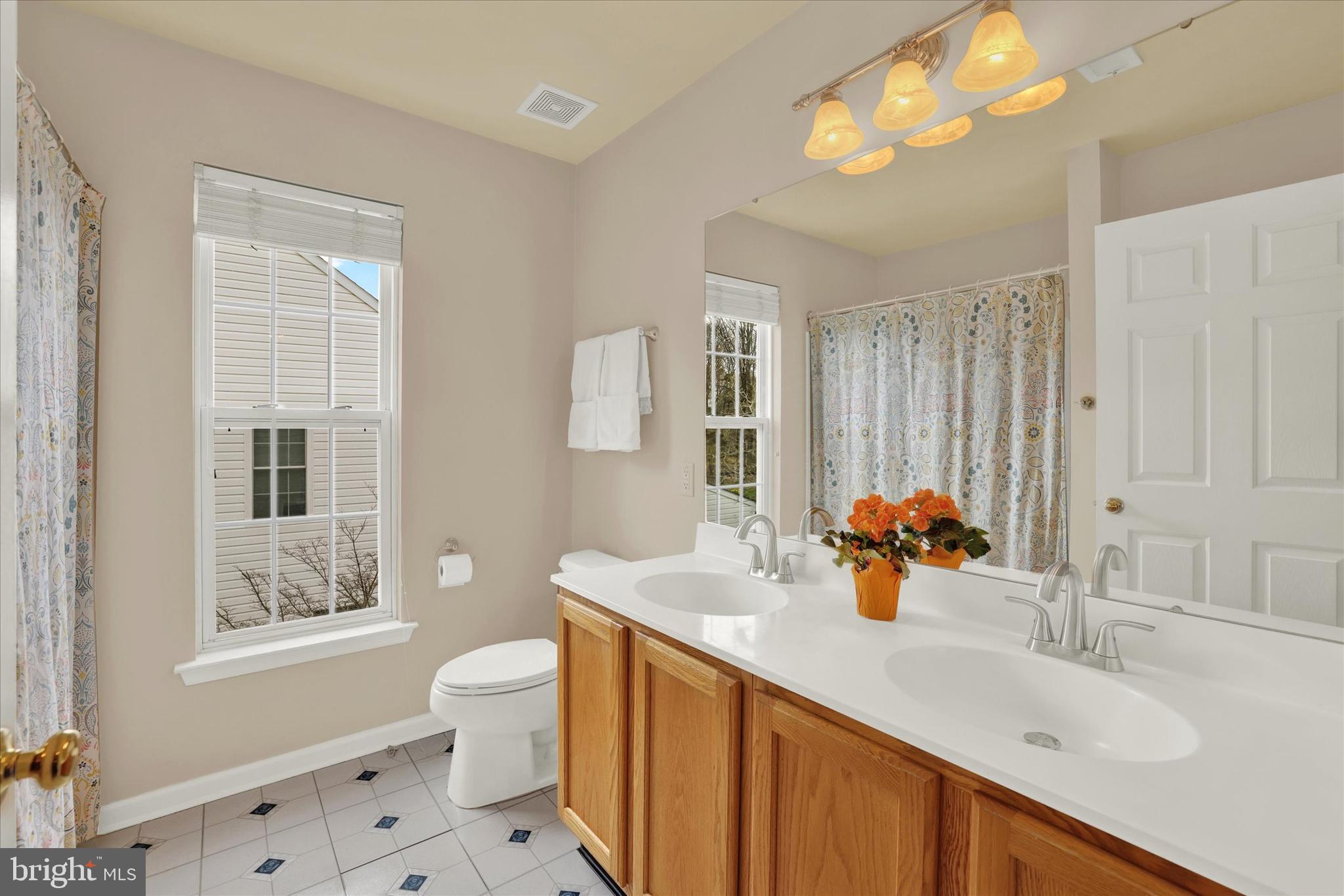 RIVERWOODS - Residential