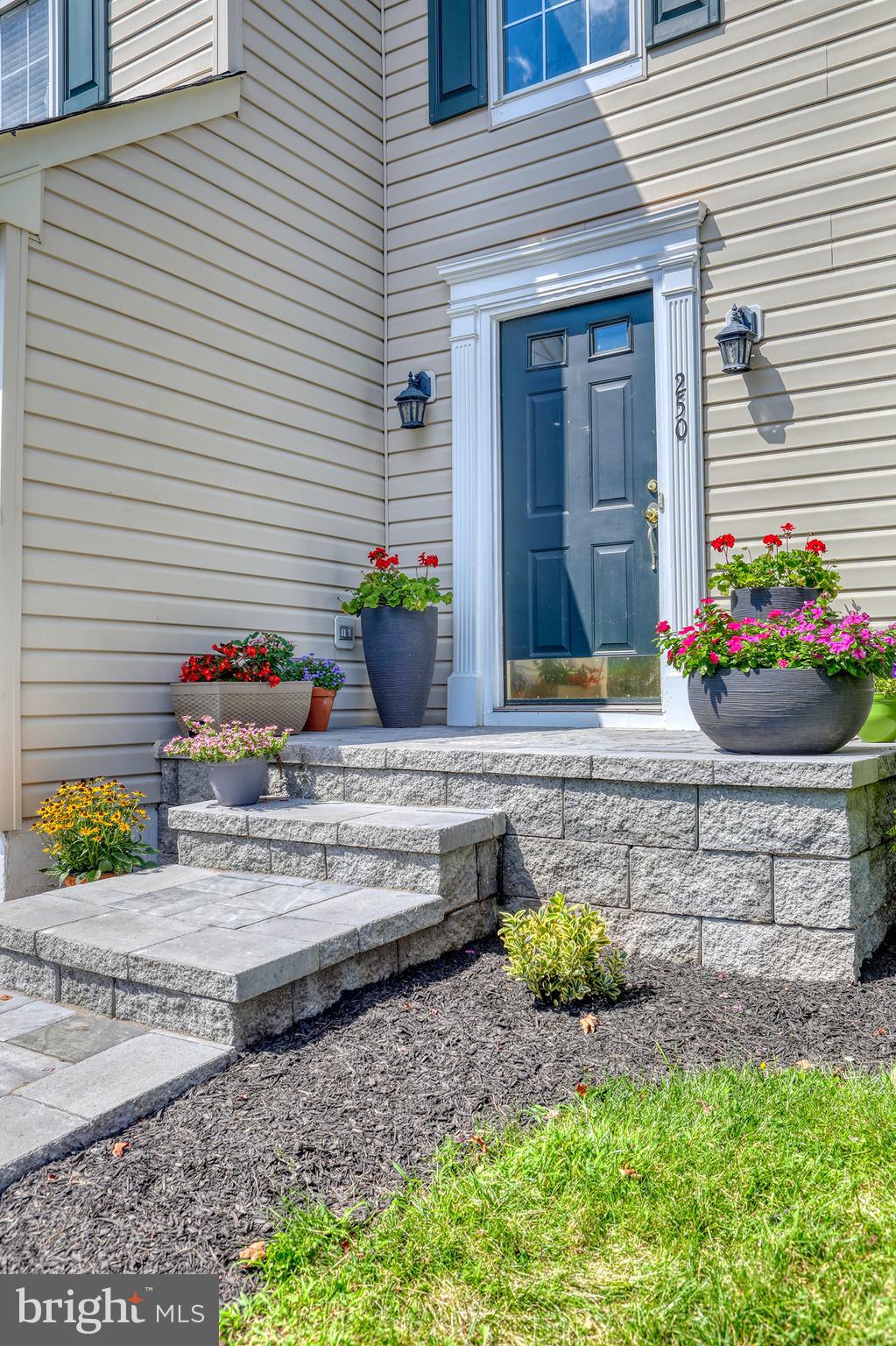 RIVERWOODS - Residential