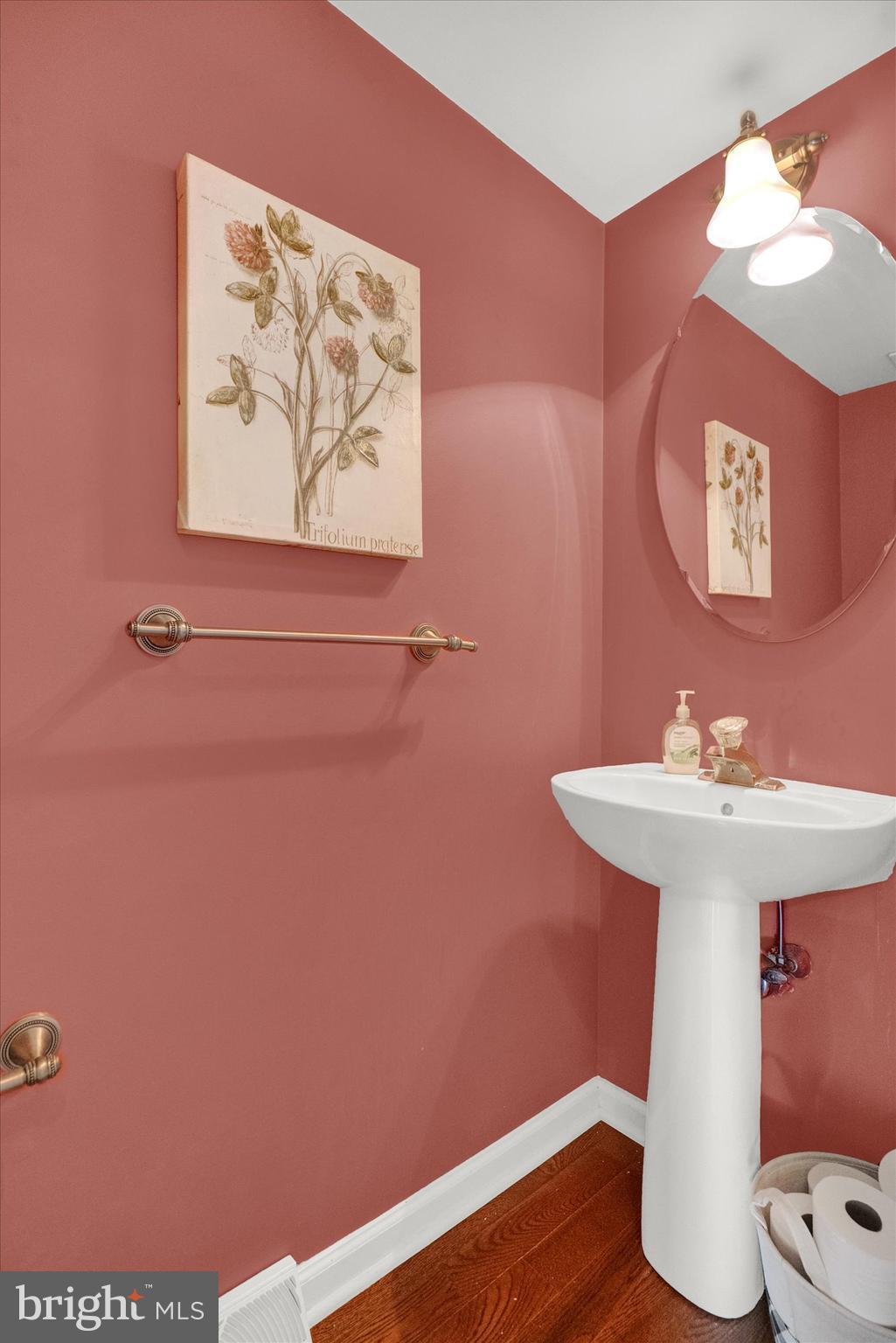 RIVERWOODS - Residential