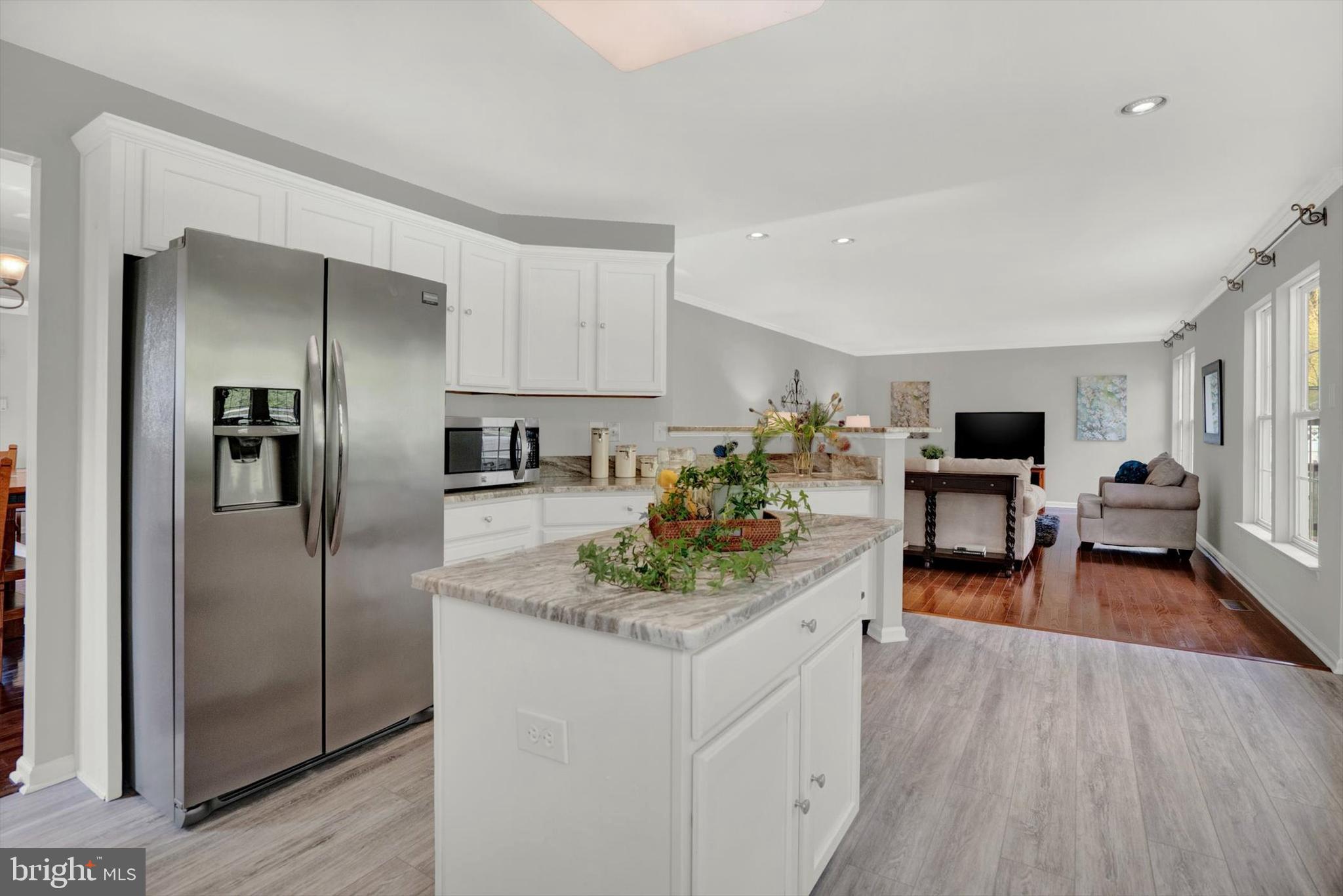 RIVERWOODS - Residential