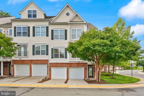 13800 BREEZY RIDGE WAY 101 WOODBRIDGE VA 22191