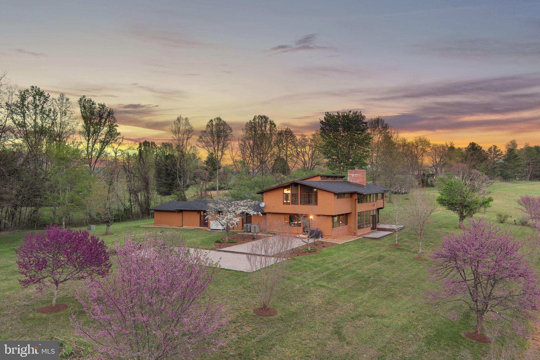 219 TIGER VALLEY ROAD