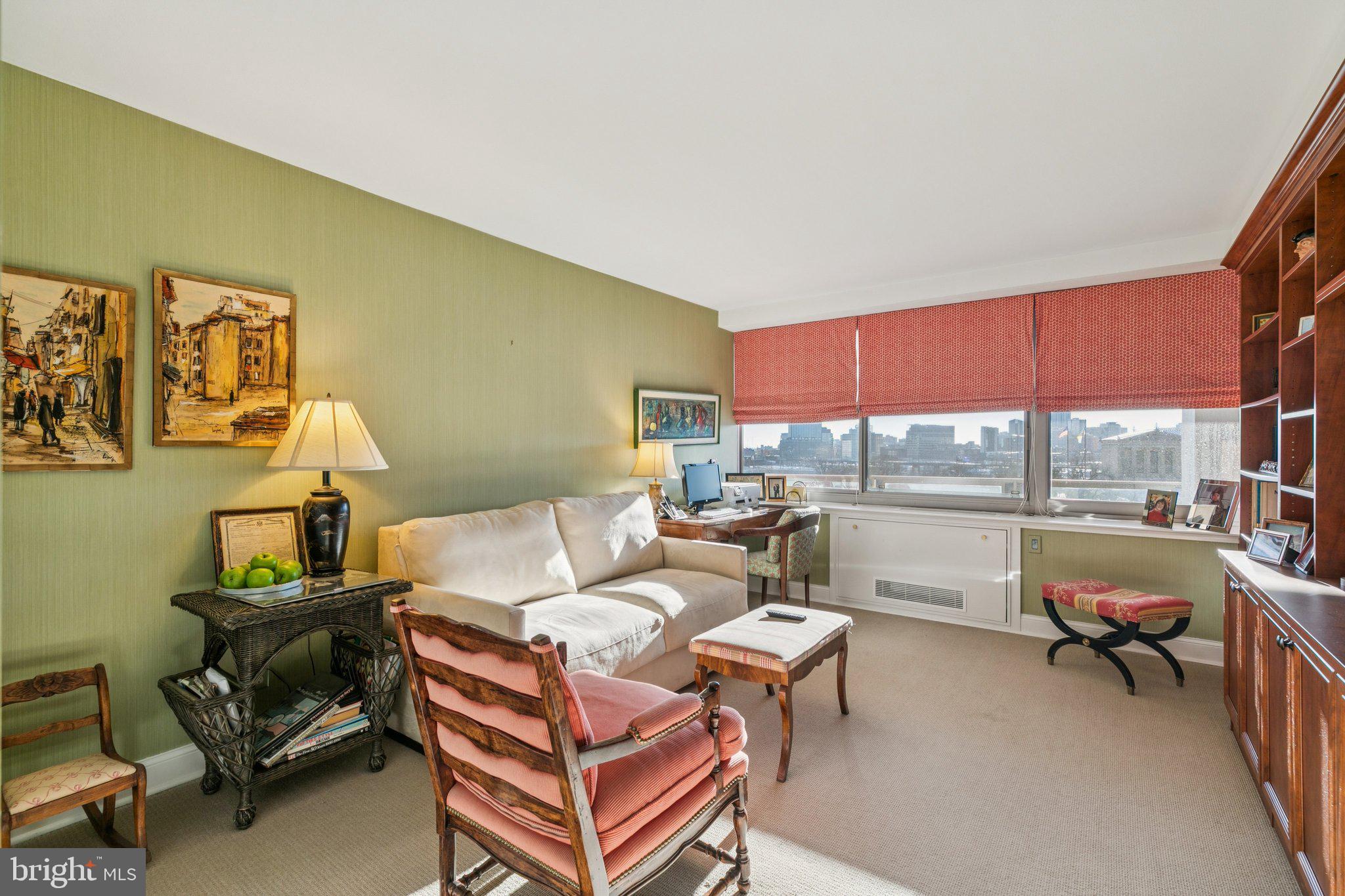 ART MUSEUM AREA - Residential