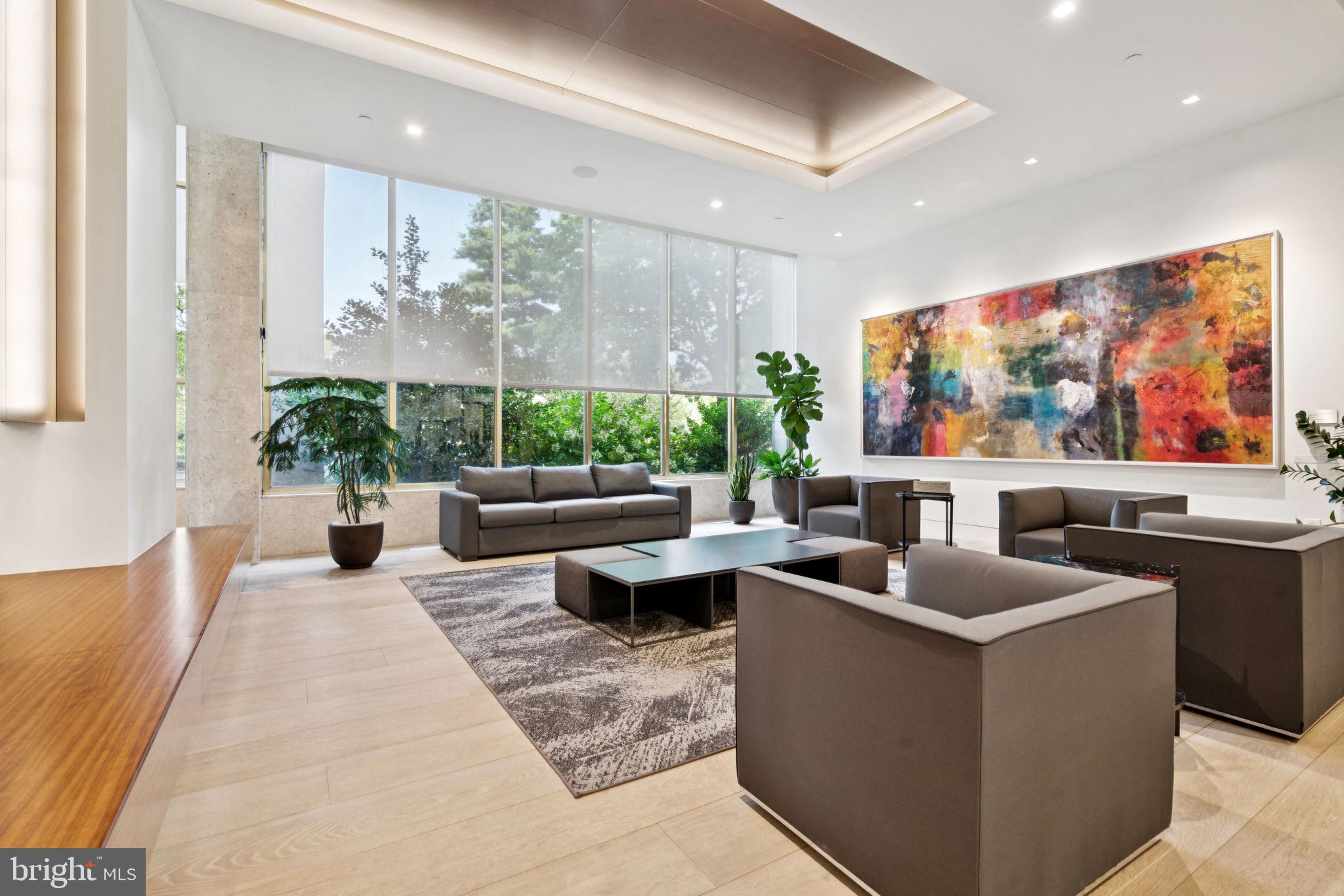 ART MUSEUM AREA - Residential