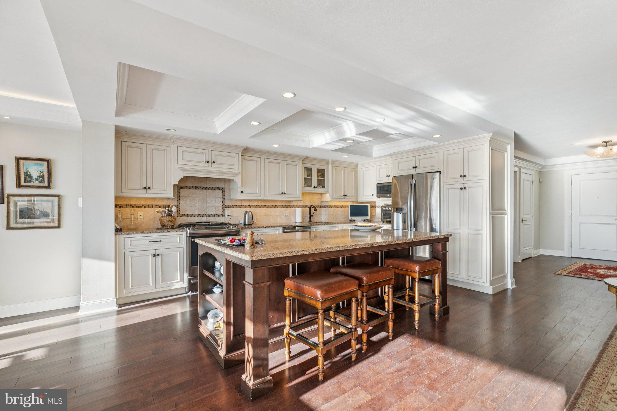 ART MUSEUM AREA - Residential