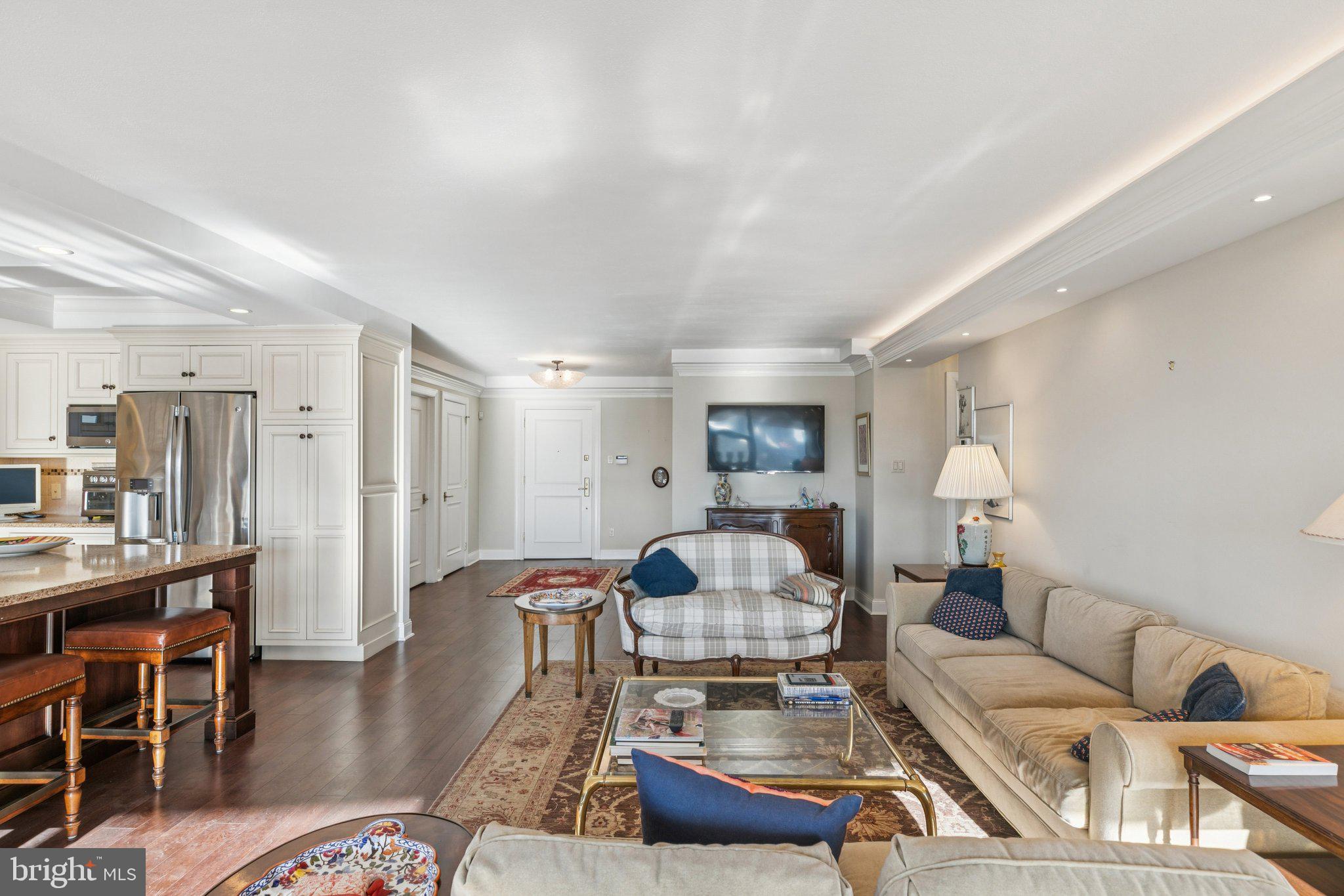 2401 PENNSYLVANIA AVENUE 9B33