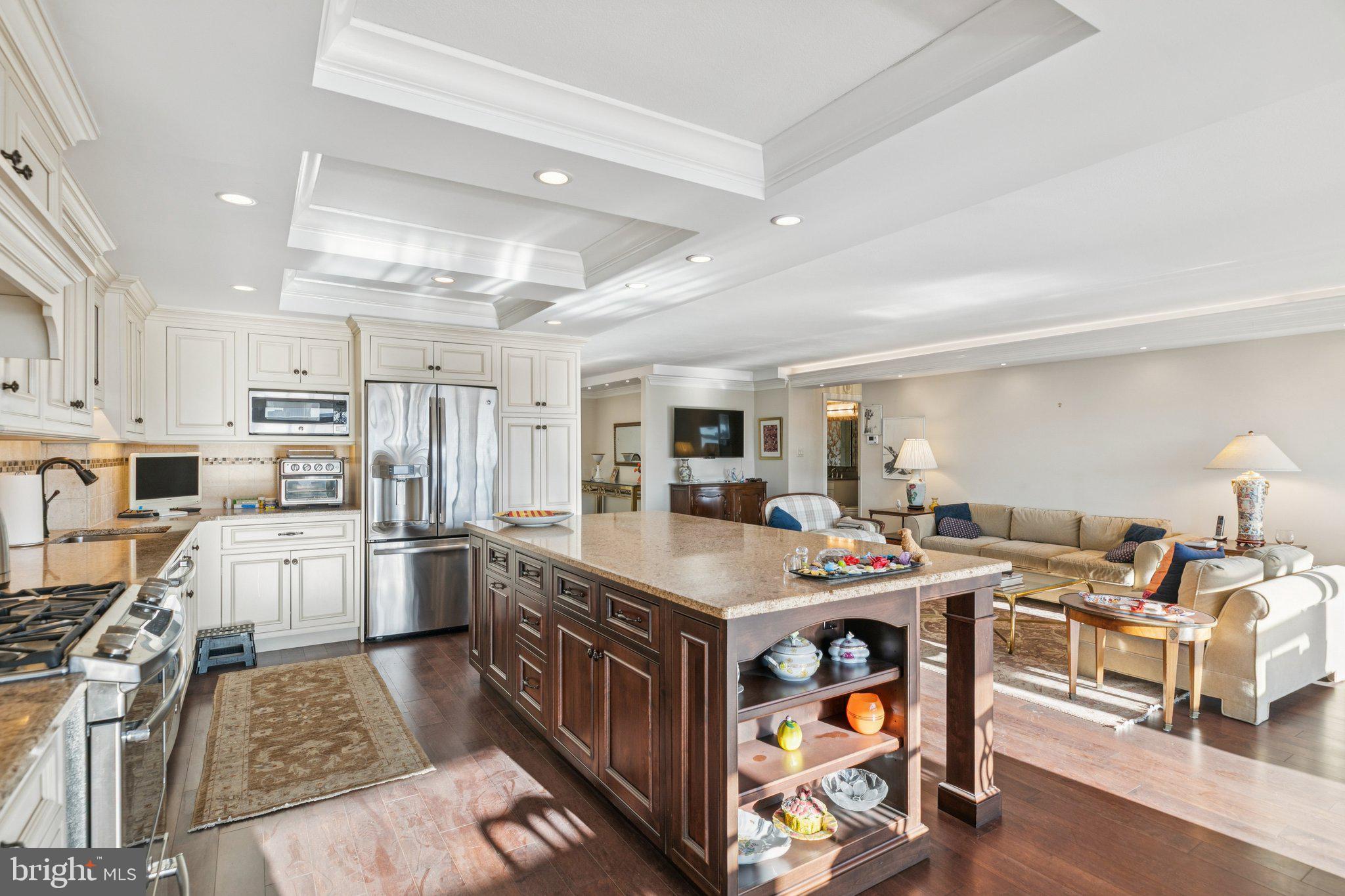 ART MUSEUM AREA - Residential