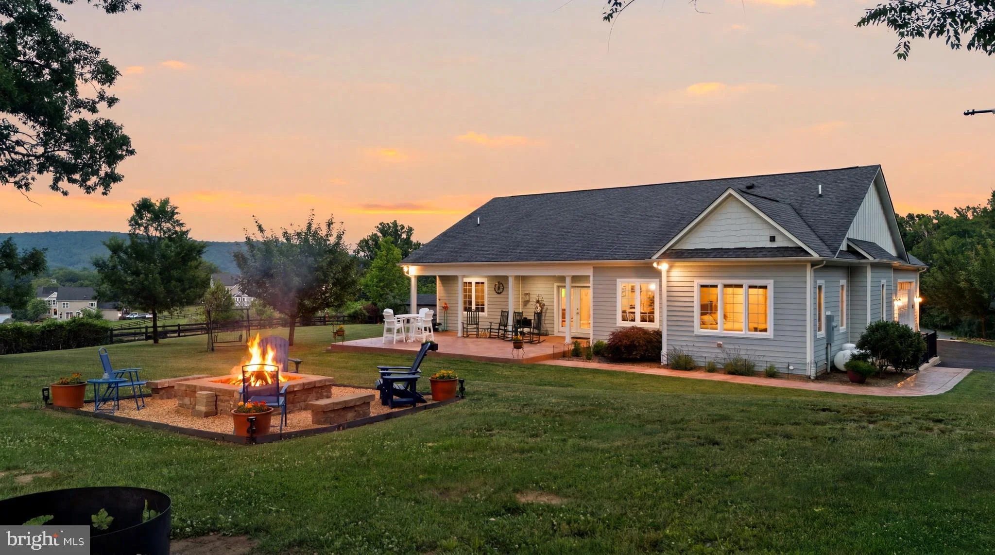 13855 Paris Breeze Place, Hillsboro, VA, 20132