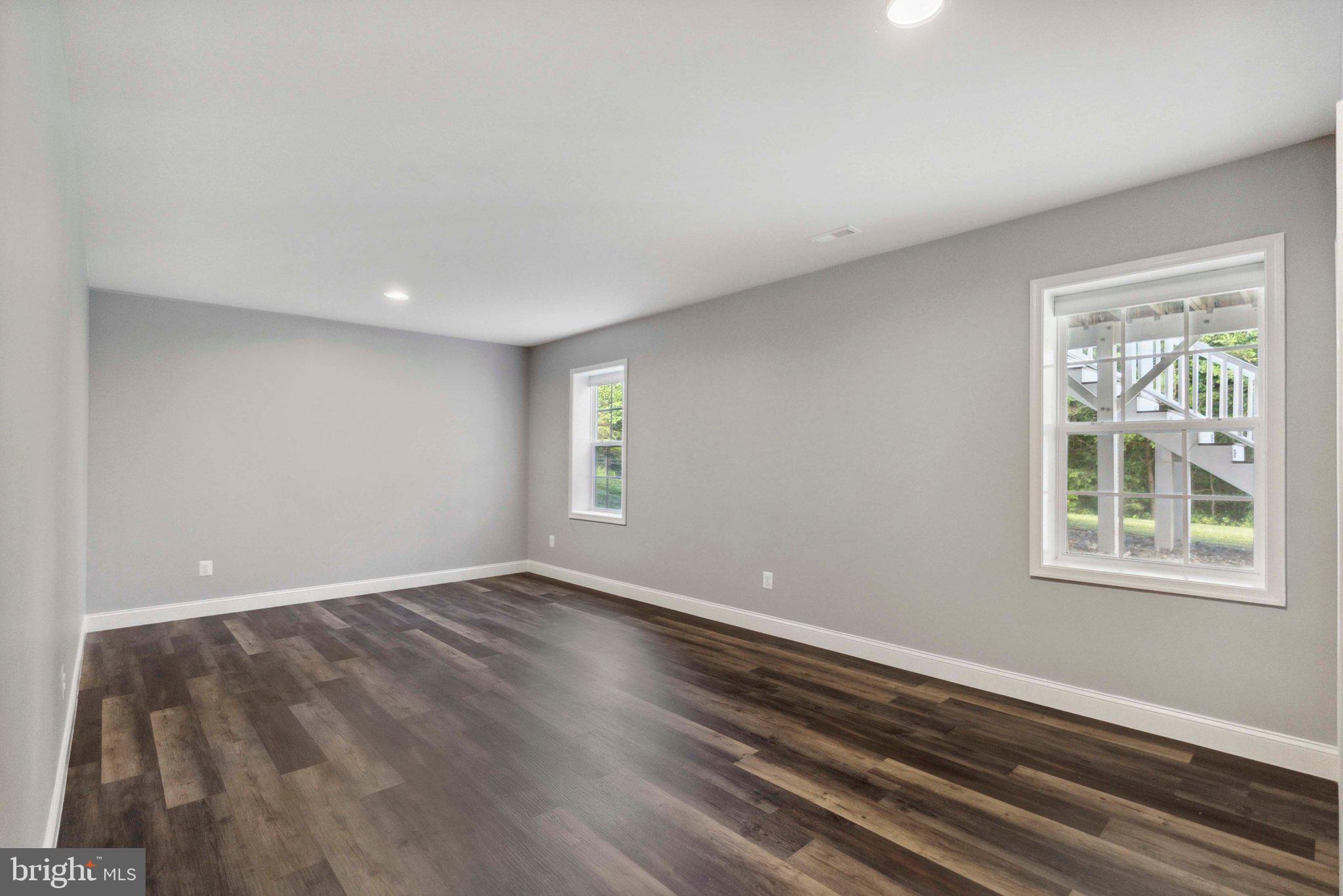 OCCOQUAN PARK - Residential