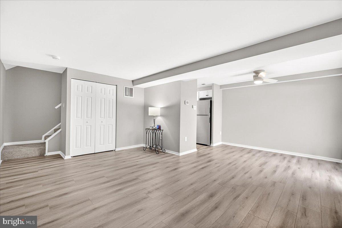 WOODSIDE SQUARE - Residential