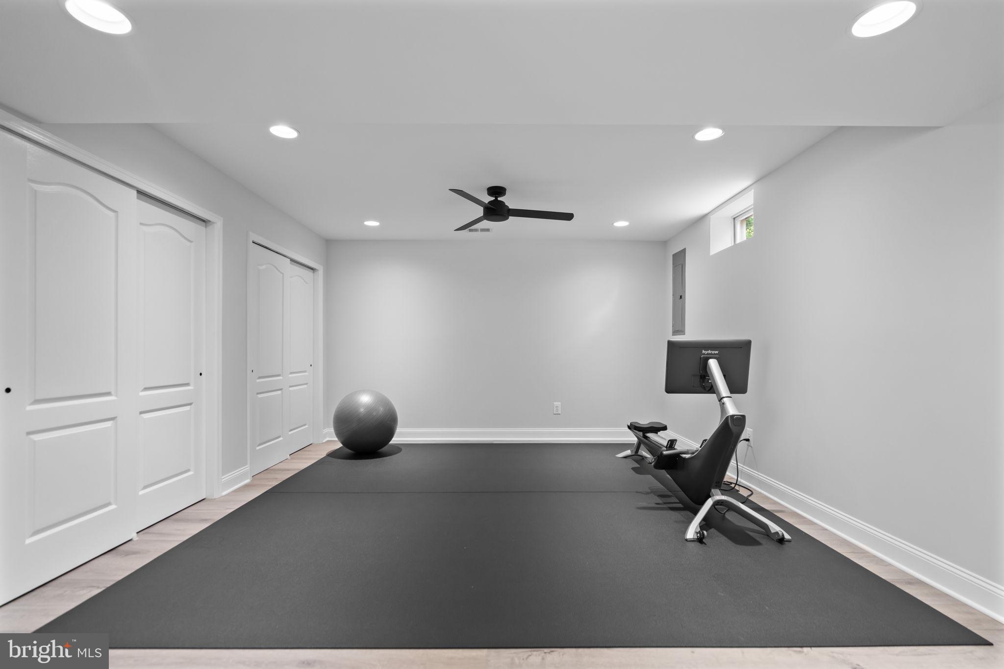 DOMINION VALLEY COUNTRY CLUB - Residential