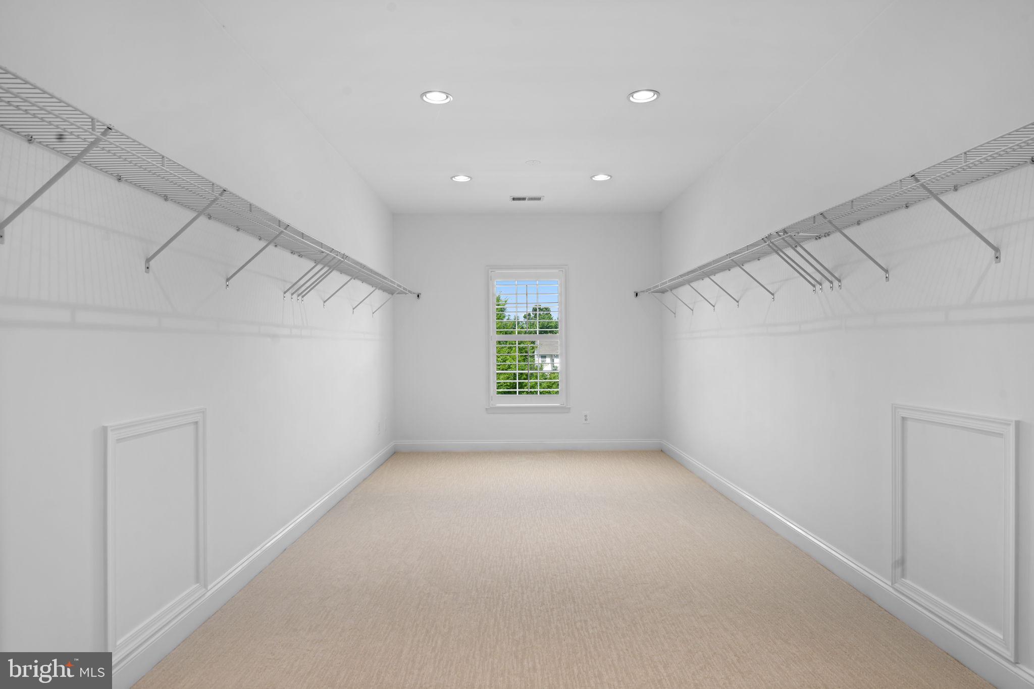 DOMINION VALLEY COUNTRY CLUB - Residential