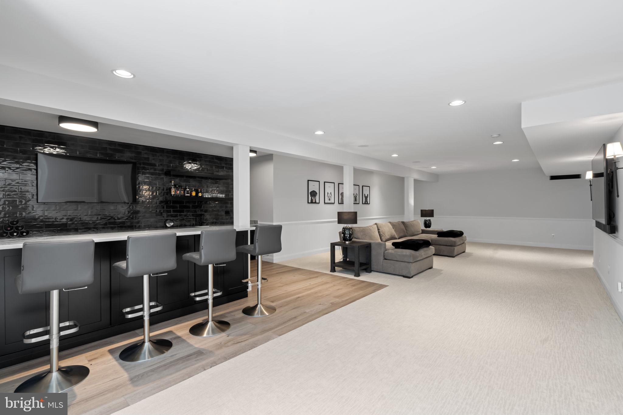 DOMINION VALLEY COUNTRY CLUB - Residential