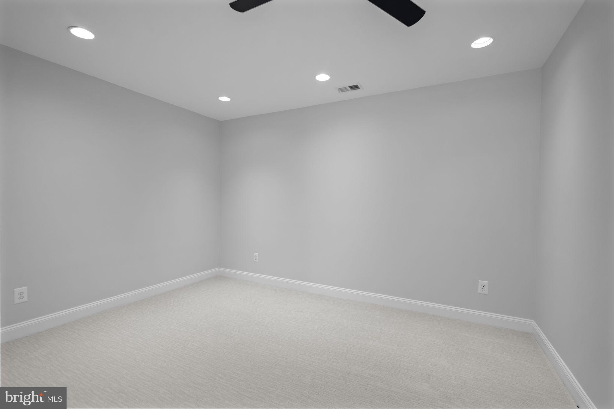 DOMINION VALLEY COUNTRY CLUB - Residential