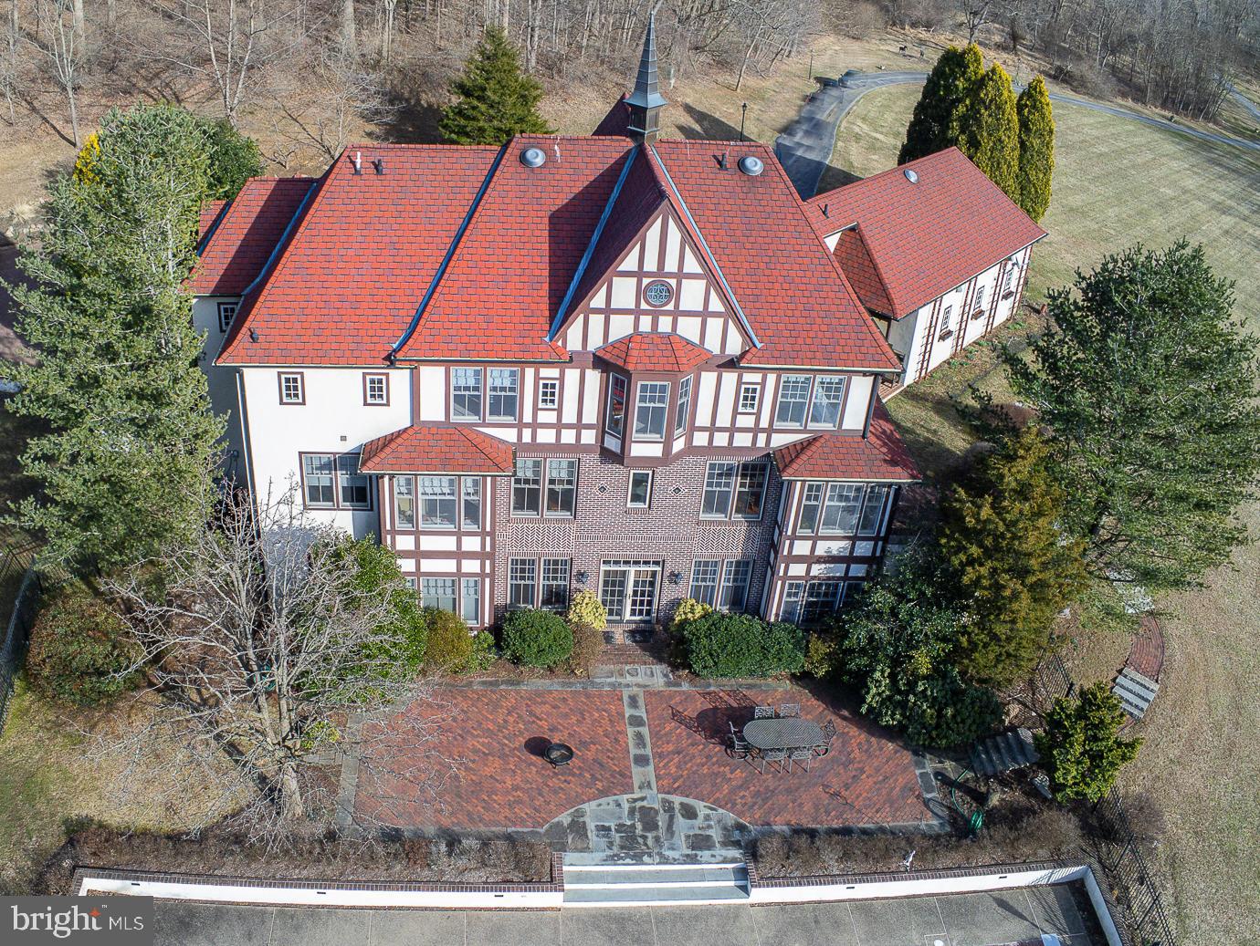 PINE CREEK - Residential