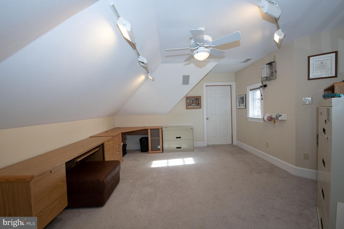 PINE CREEK - Residential