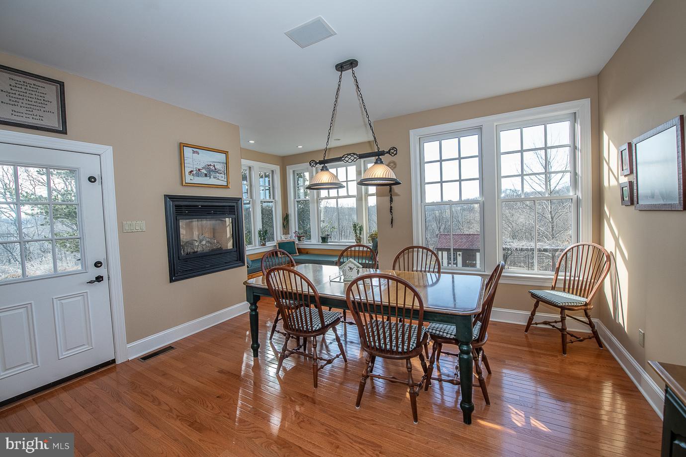 PINE CREEK - Residential