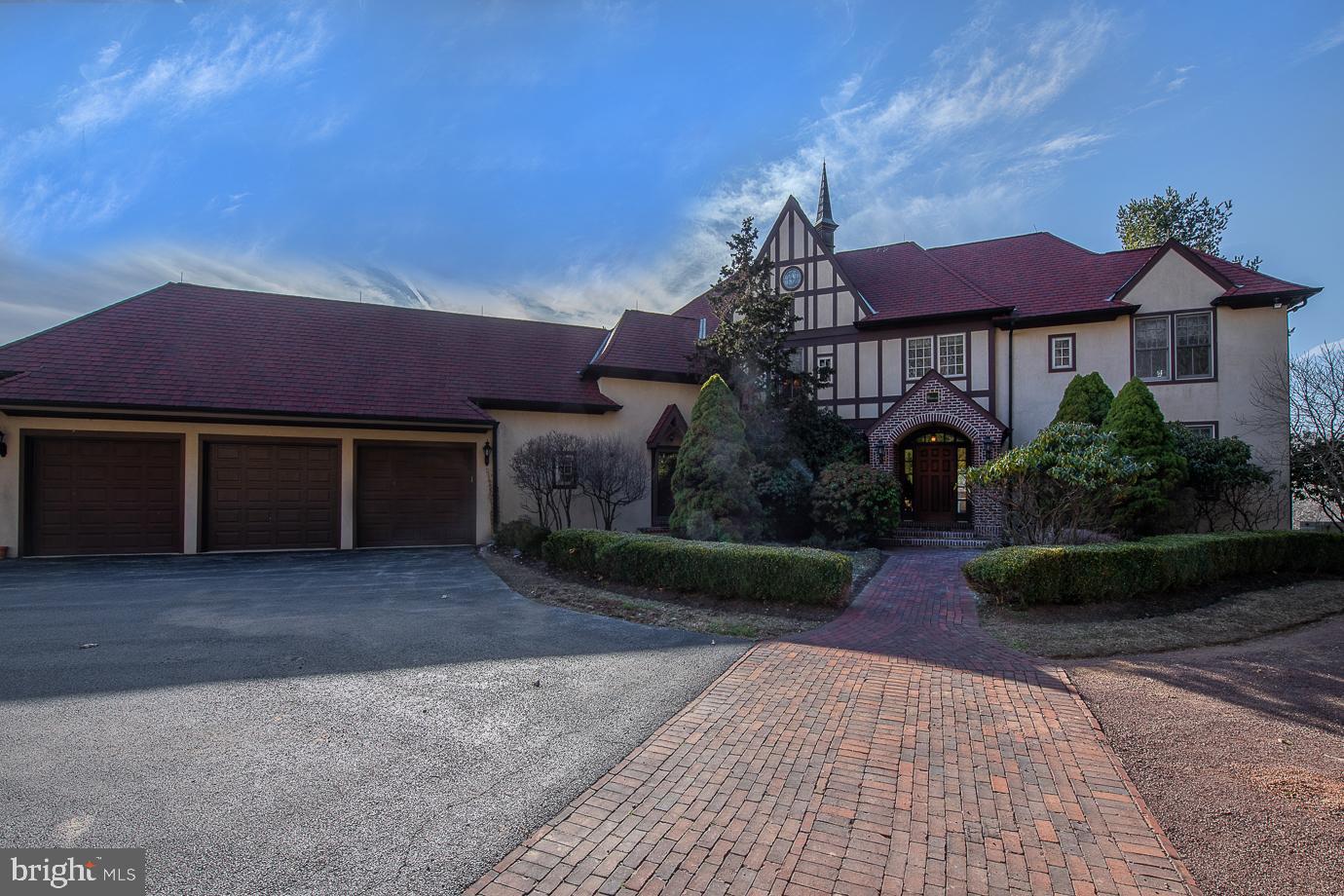 PINE CREEK - Residential