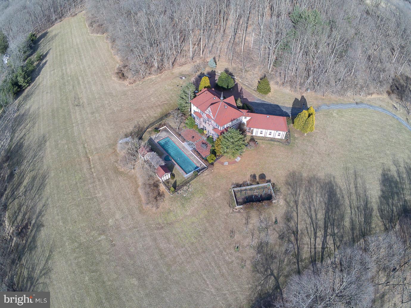 PINE CREEK - Residential